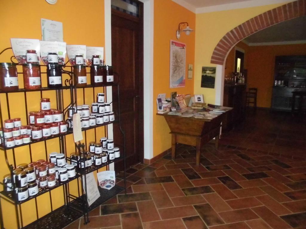 Roccaforte Mondovì Agriturismo Bio-Ecologico Sant'Isidoro מראה חיצוני תמונה