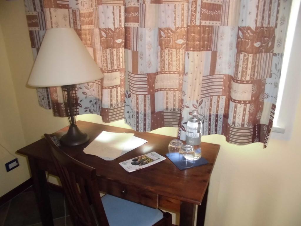 Roccaforte Mondovì Agriturismo Bio-Ecologico Sant'Isidoro מראה חיצוני תמונה