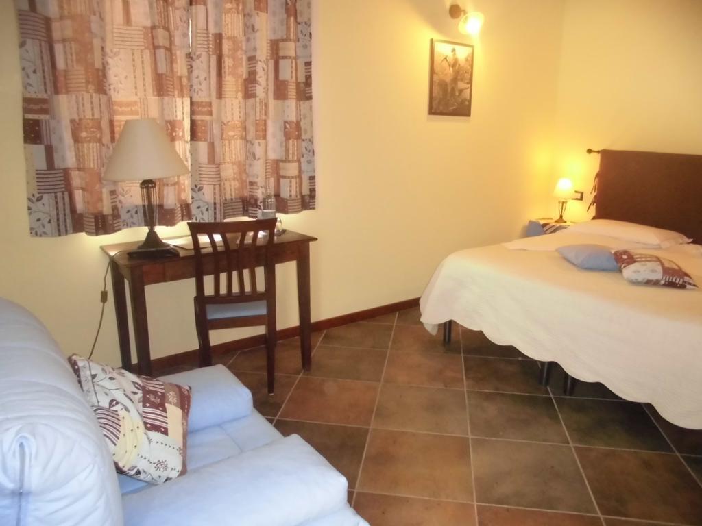 Roccaforte Mondovì Agriturismo Bio-Ecologico Sant'Isidoro מראה חיצוני תמונה