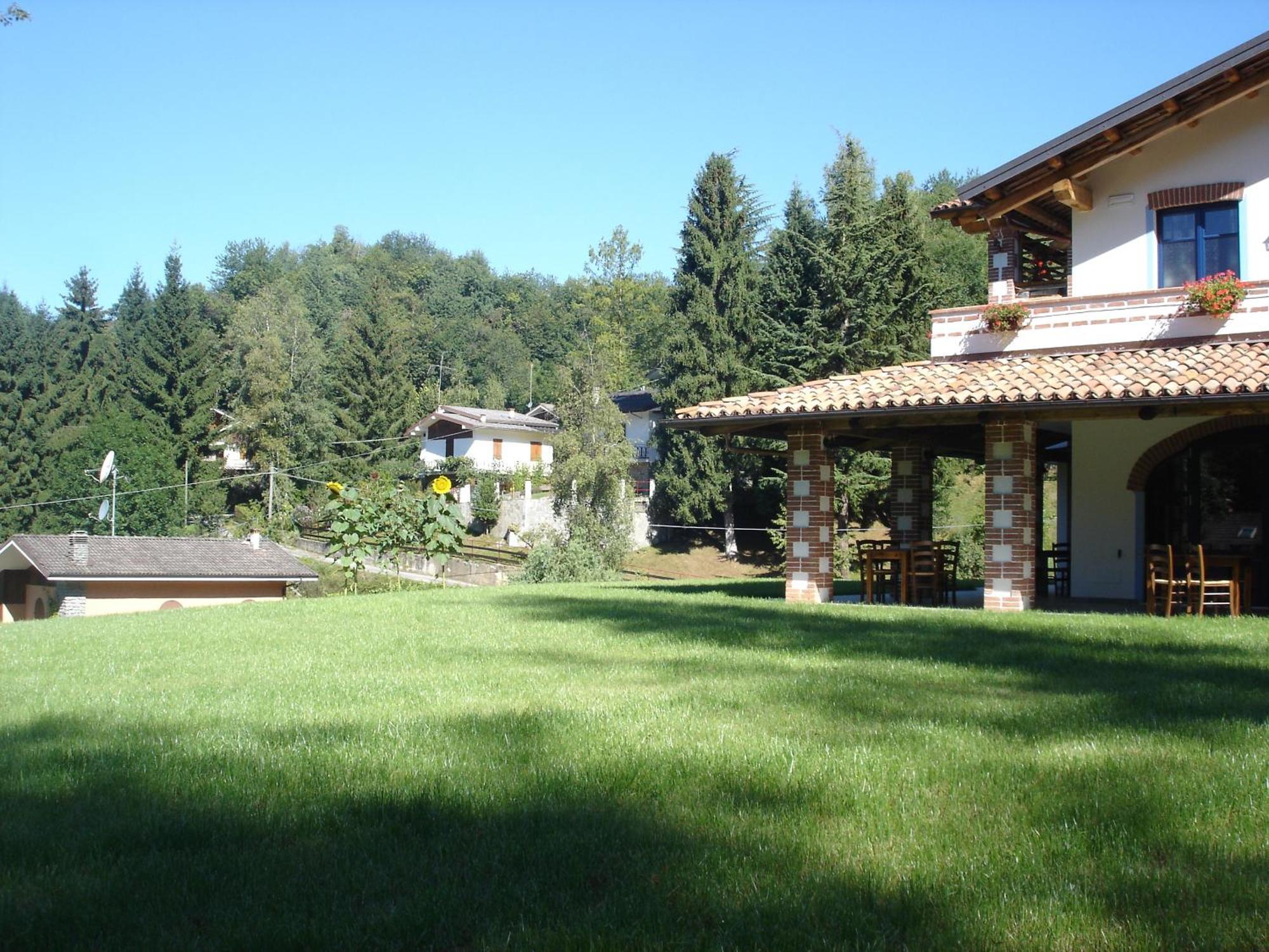 Roccaforte Mondovì Agriturismo Bio-Ecologico Sant'Isidoro מראה חיצוני תמונה
