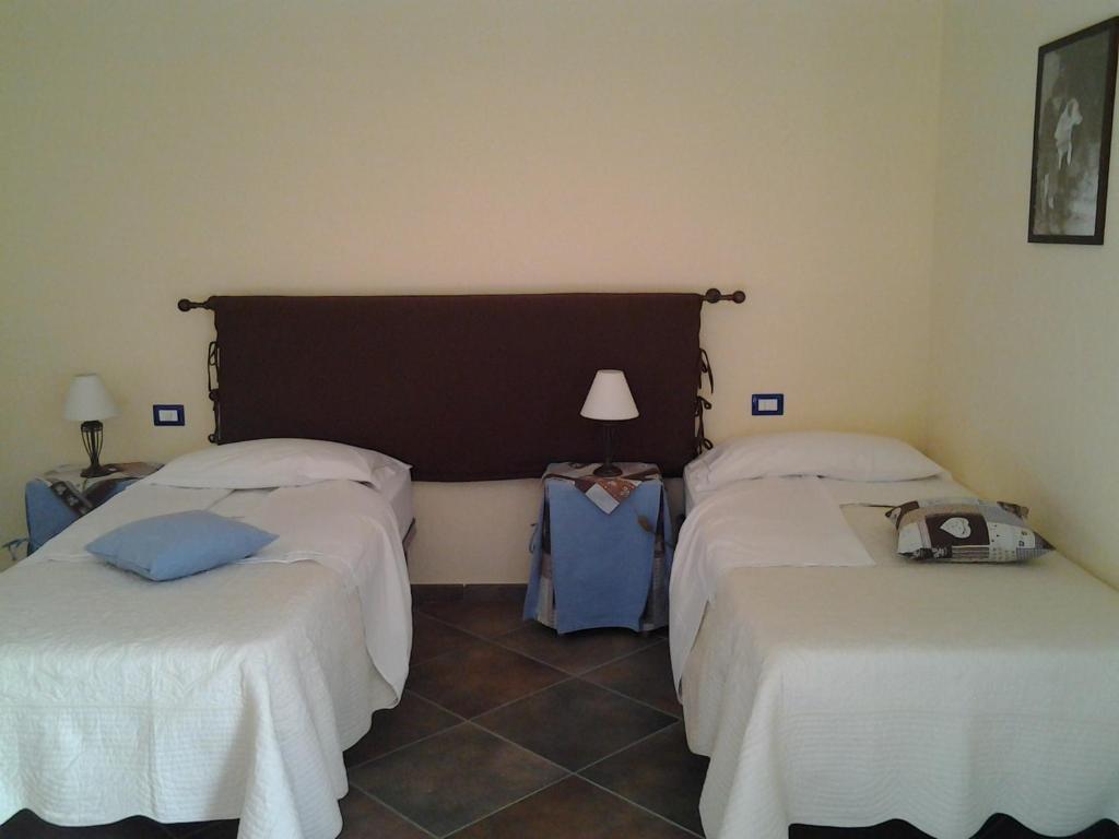 Roccaforte Mondovì Agriturismo Bio-Ecologico Sant'Isidoro חדר תמונה
